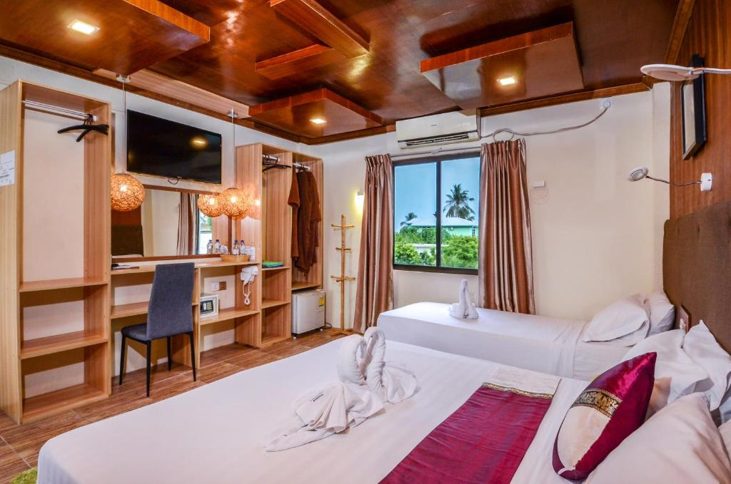 Family Beach Suite